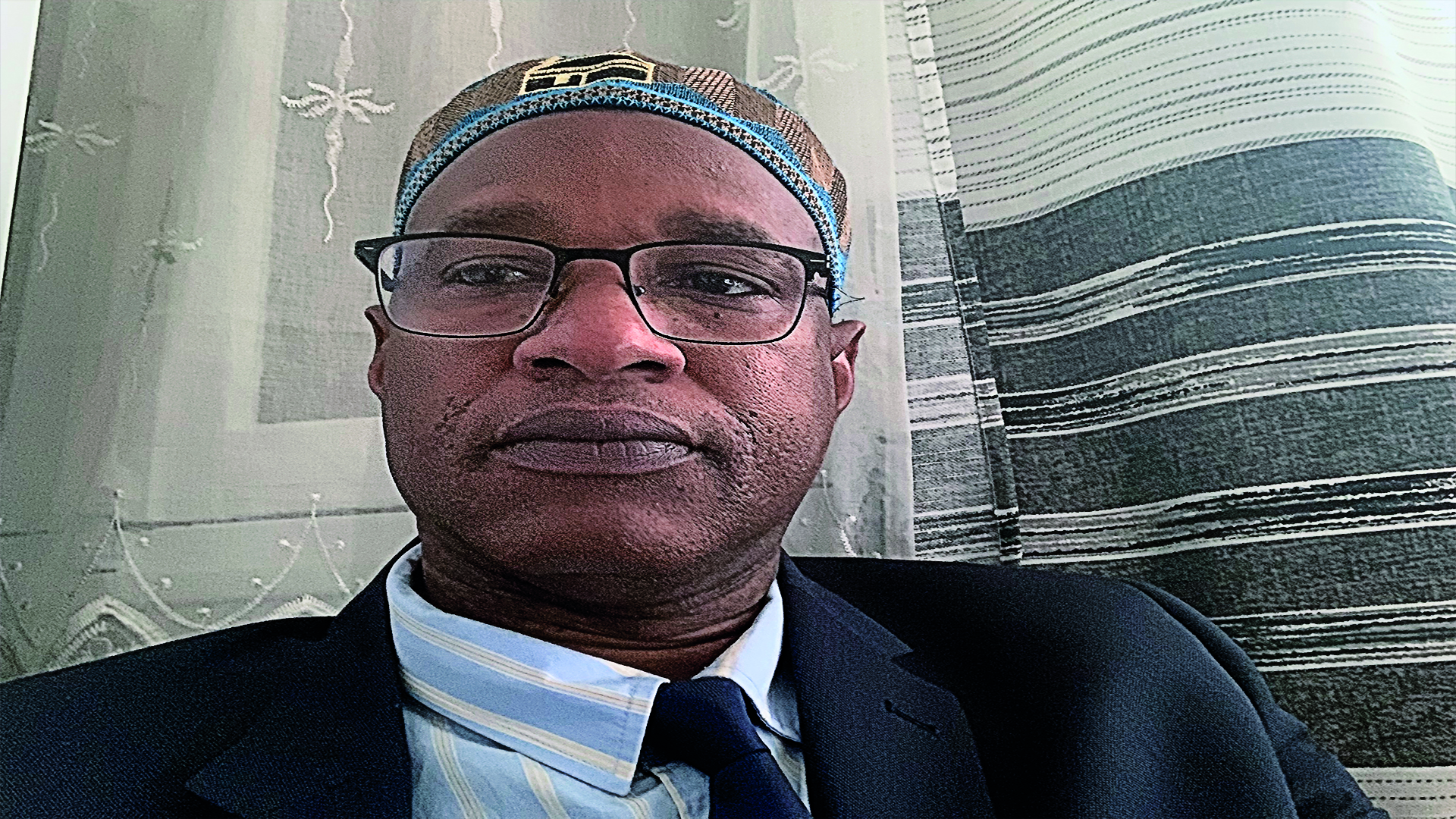 La justice Française précise que le logo appartient au CSDM : En France et au Mali les bureaux reconnus officiellement sont ceux du Président Baidy Dramé 